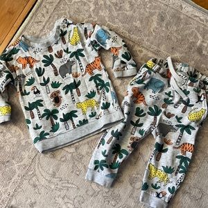 H&M animal sweatsuit 6-9 m